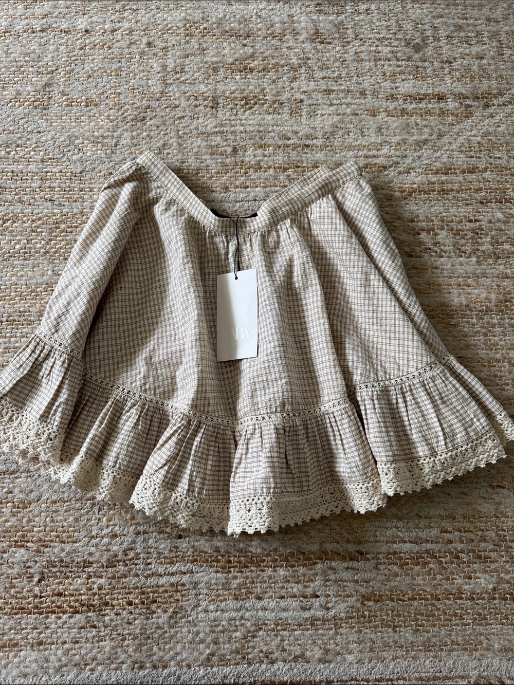 Zara Beige Gingham Crochet-Trim Skater Mini Skirt